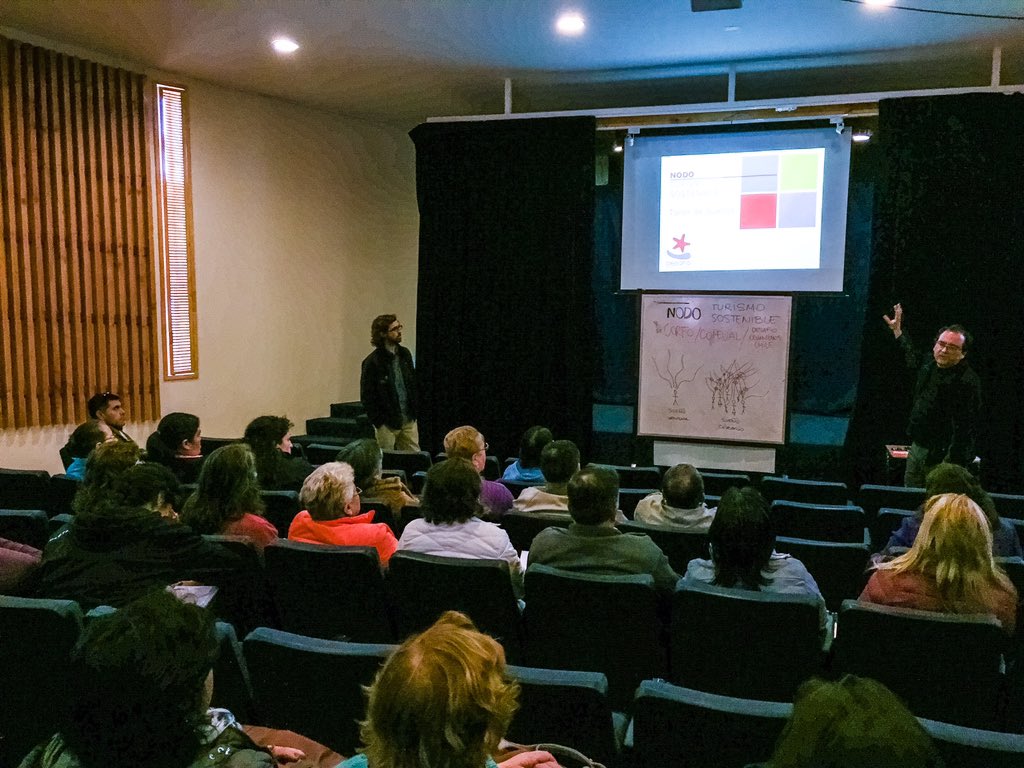 helmuthpalma's tweet photo. Taller de sueños de @DesafioChile , en el marco de proyecto NODO Turismo Sostenible @Corfo #valdiviacl #ElRanco https://t.co/K33Lyxy4i4