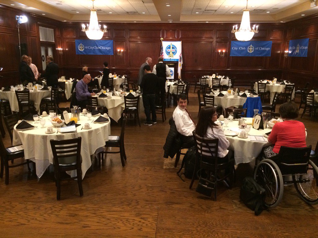 MaryAnnAhernNBC's tweet photo. Only 13 tables for #HeidiCruz @CityClubChicago #ILMarPrimary https://t.co/u4DtGv8bvE