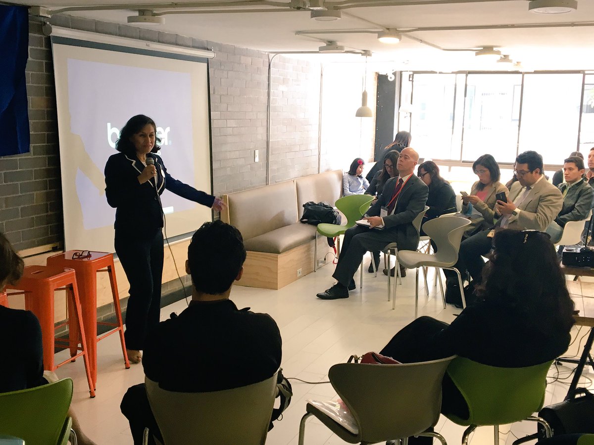 IMPAQTOec's tweet photo. Comenzamos con las charlas de Visión tecnológica PYMES junto a #brotherinternational https://t.co/qE5y2WUTvp