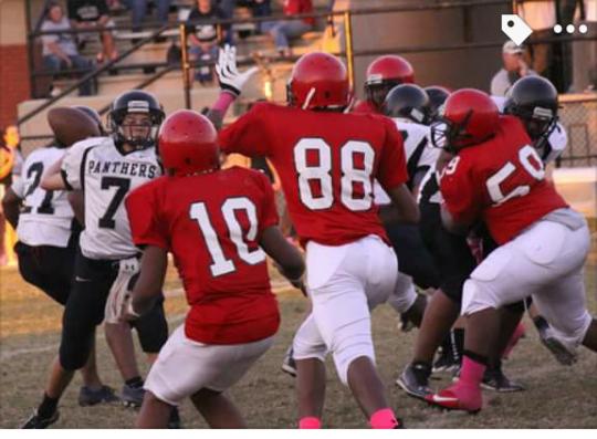 _CreekMoneyJoe's tweet photo. them was the goood old days boooy if i could go back to 9th Grade i'll be omw to somebody college 🏈💯 @3King4L https://t.co/pvolSOaxml