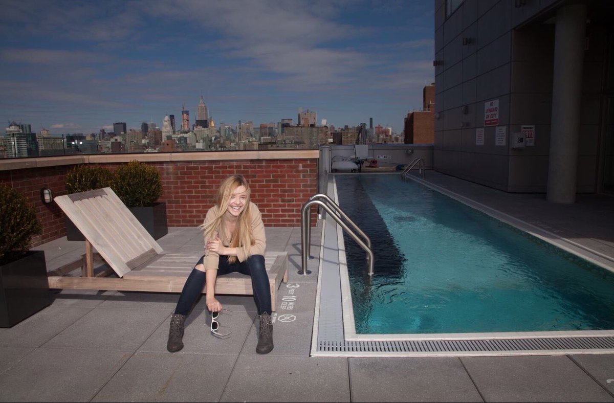 ebradyrobinson's tweet photo. Rooftop photo shoot @HotelindigoLES 📷@ebradyrobinson #hotelindigoles #discoverles https://t.co/sYMLOPMjtc