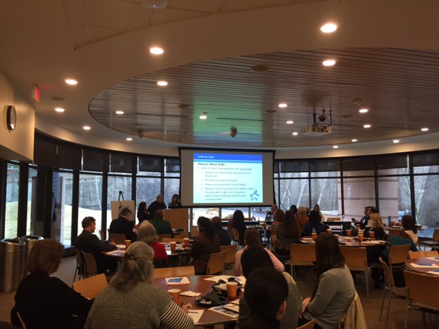 ACSCANMN's tweet photo. Panel now disc. how Links of Care has incr. colon cancer screening rates for underserved popns #MNBlueWeek https://t.co/UY9YxBCumK