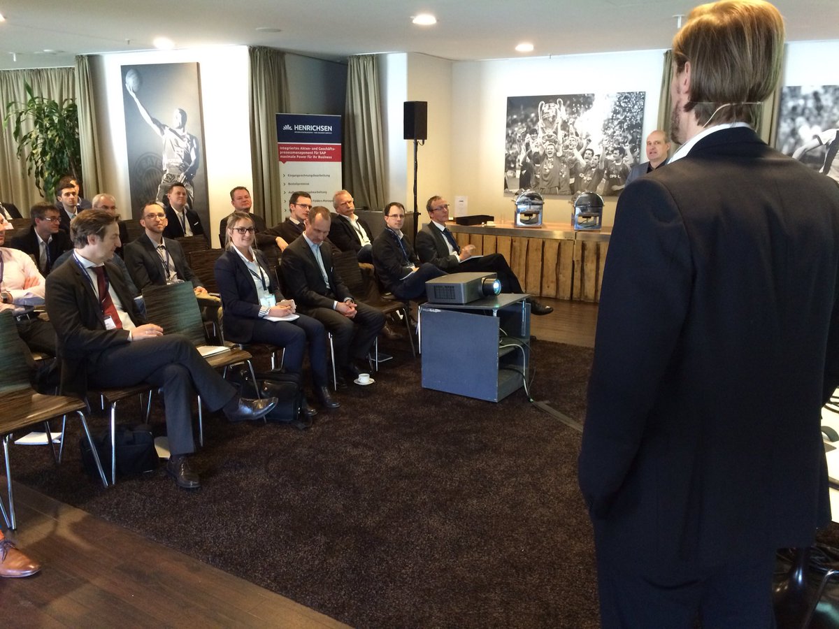 HENRICHSENECM's tweet photo. Toller Vortrag von @BartoszGolas #SAPSharePointDialog #Digitalisierung #SAP #SharePoint https://t.co/7I6SHILBSH