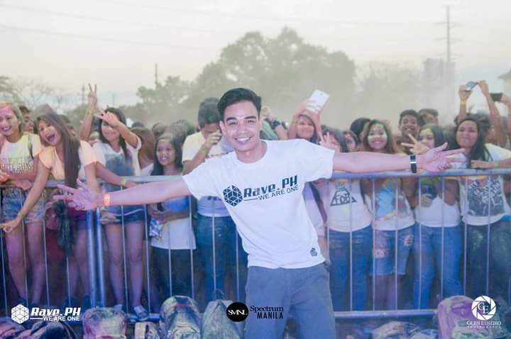 acostakim18's tweet photo. hi! 2nd album is now up!Visit our FB Page @RavePhilippines  @TheSpectrumMNL (c)Glen Eusebio  https://t.co/YW0klDQbJk https://t.co/1ZluneRZbU
