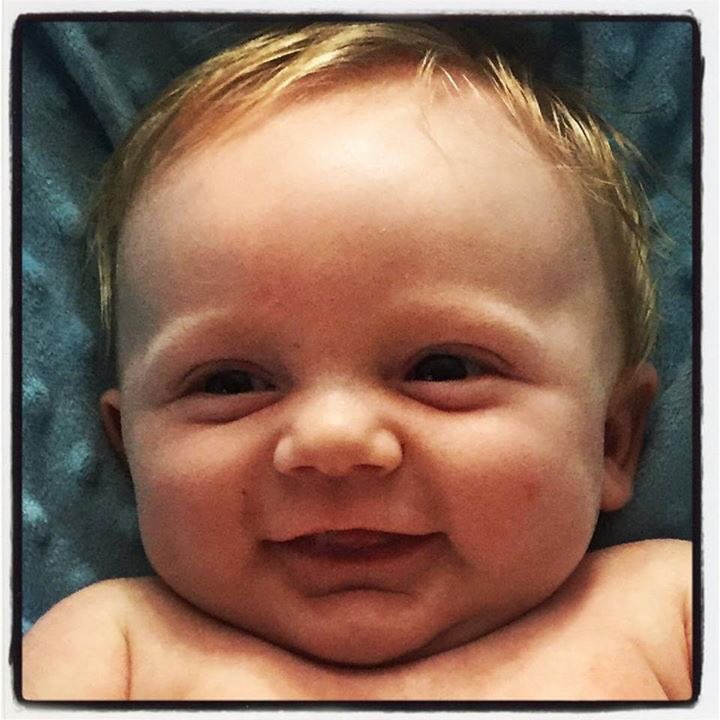 ItsKatiLady's tweet photo. My nephew is a cute AF chunker 😍😍😍😍😍😍😍 https://t.co/7RLauIapkN