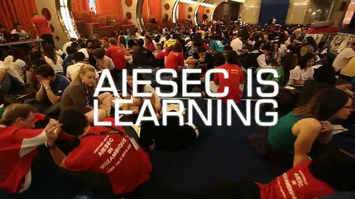 AIESECcanada's tweet photo. AIESEC is for students, by students https://t.co/569UyQ4aCZ
#leadership #AIESECca #studentsforstudents #nonprofit https://t.co/wLPRfSyi2t