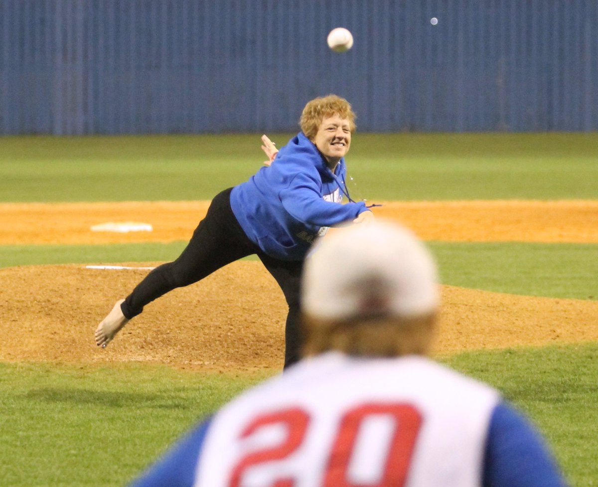 haysfreepress's tweet photo. Loretta Null, wife of late Hays baseball coach David Null, threw out a ceremonial 1st pitch Tues. Photo: @m512915 https://t.co/3hP2uMzH9x