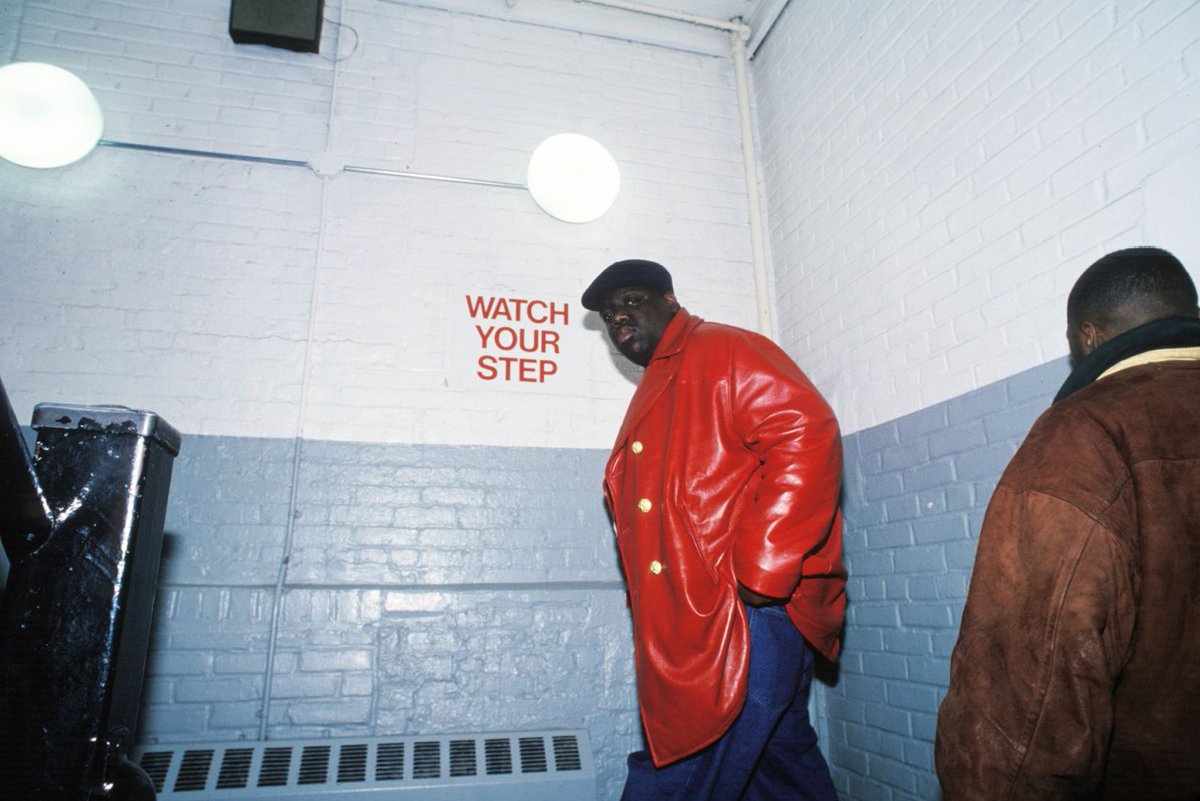 DailyRapPics's tweet photo. Christopher George Latore Wallace (May 21, 1972 - March 9, 1997) #RIPBiggie https://t.co/5O9FwC5lnL