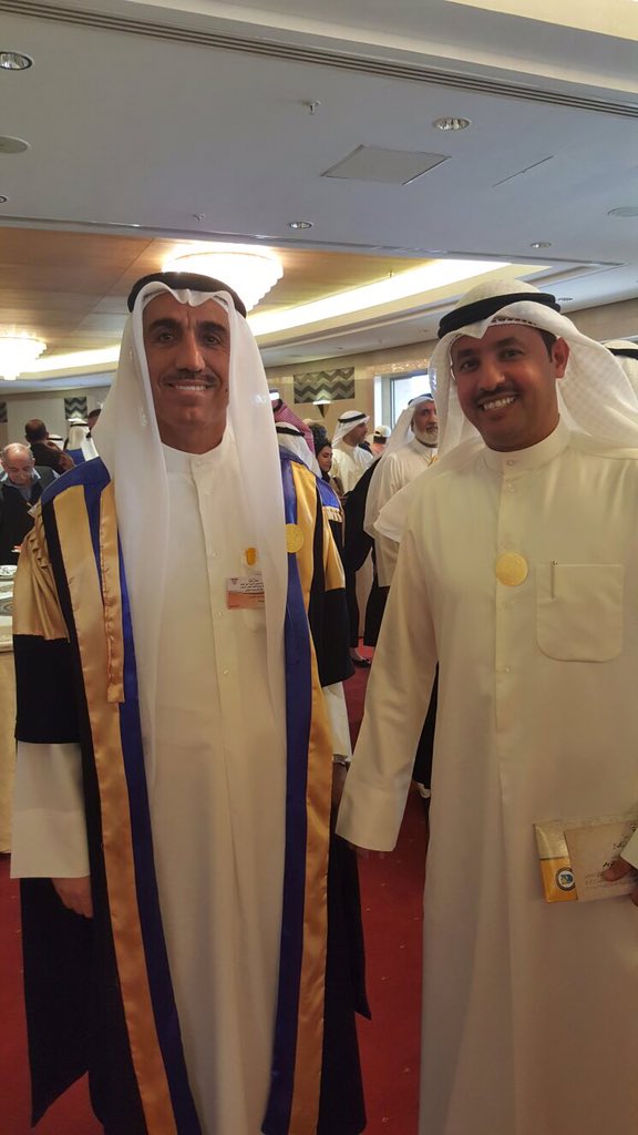 acakuw's tweet photo. #اكاديميا| 

وزير #التربية د. بدر العيسى ومدير #جامعة_الكويت د.حسين الأنصاري مع نائب رئيس "أكاديميا" د. أحمد النويعم https://t.co/pd7CI9DI23