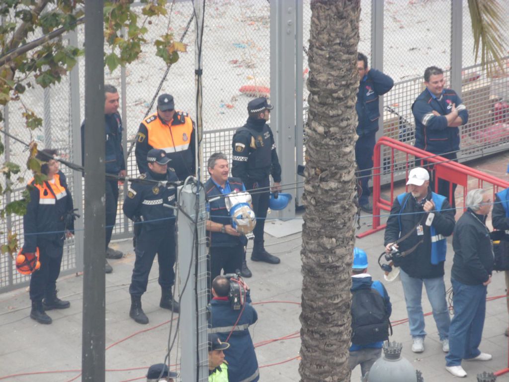 Mascletà 9 de marzo de 2016 a cargo de pirotecnia Gironina. <a href="/Ayto_Valencia/">Ajuntament  València</a> <a href="/JCF_Valencia/">Junta Central Fallera</a>… valenciaoberta.es/2016/03/mascle…