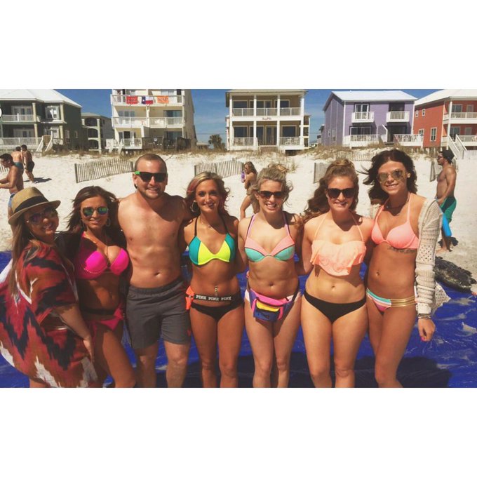 Spring break '16 ☀️🎉🍻 https://t.co/UMkdB7l9BU<a href="/tag/weekendfun"class="tags"><span>#weekendfun</span></a>
