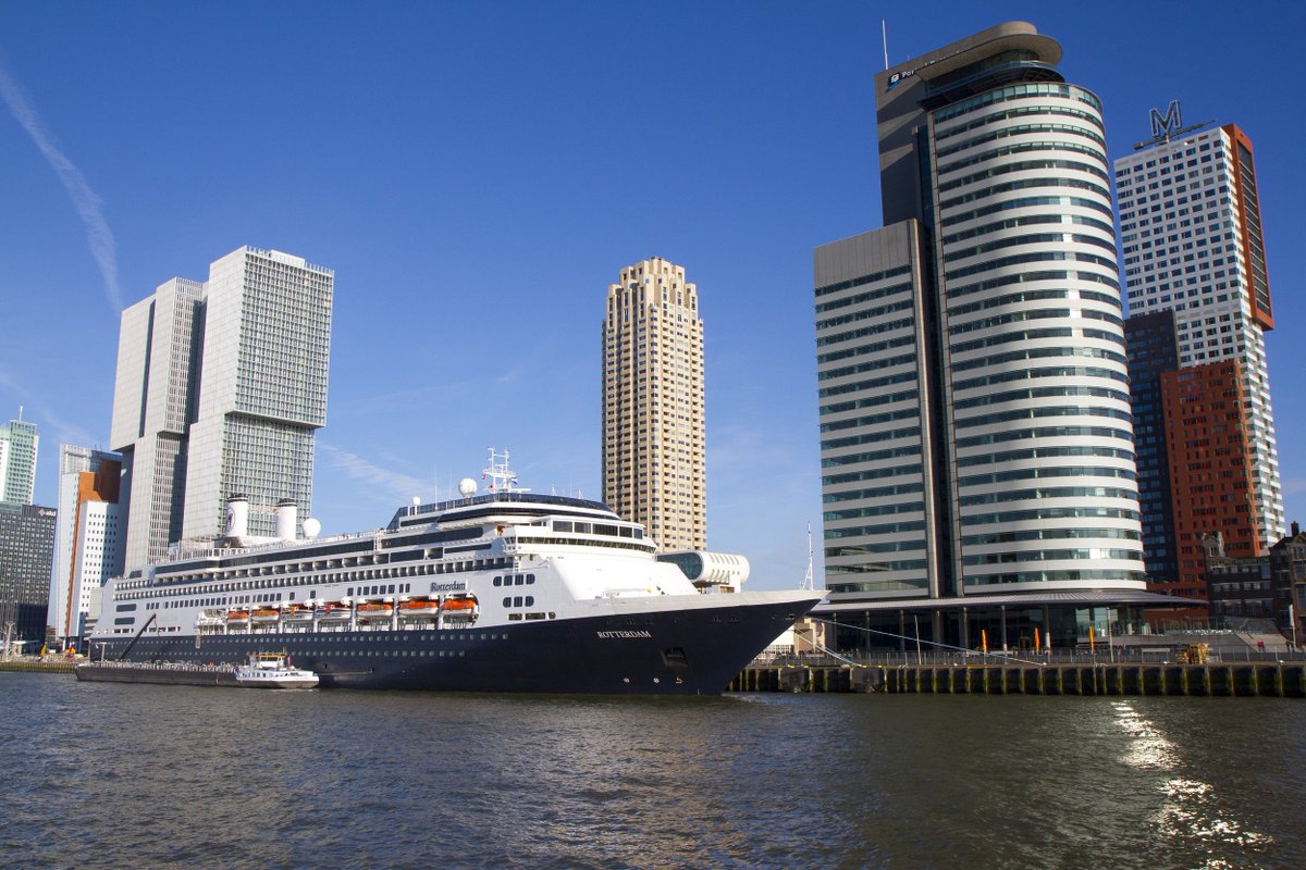 HavenRotterdam's tweet photo. Meimaand cruisemaand in Rotterdam @CruisePortRotterdam https://t.co/pi9mq3xAb5 https://t.co/le3qcArGOt