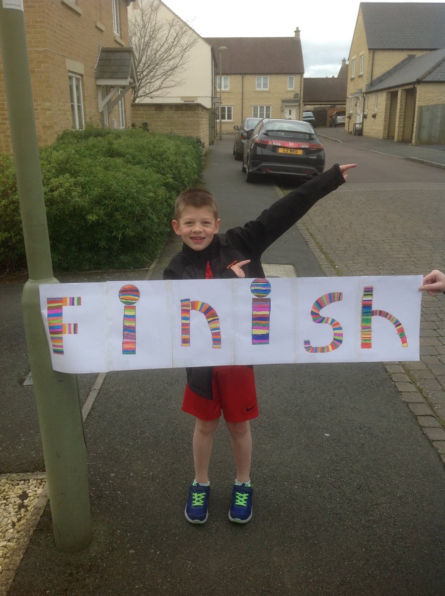 Brize Norton School tweet media