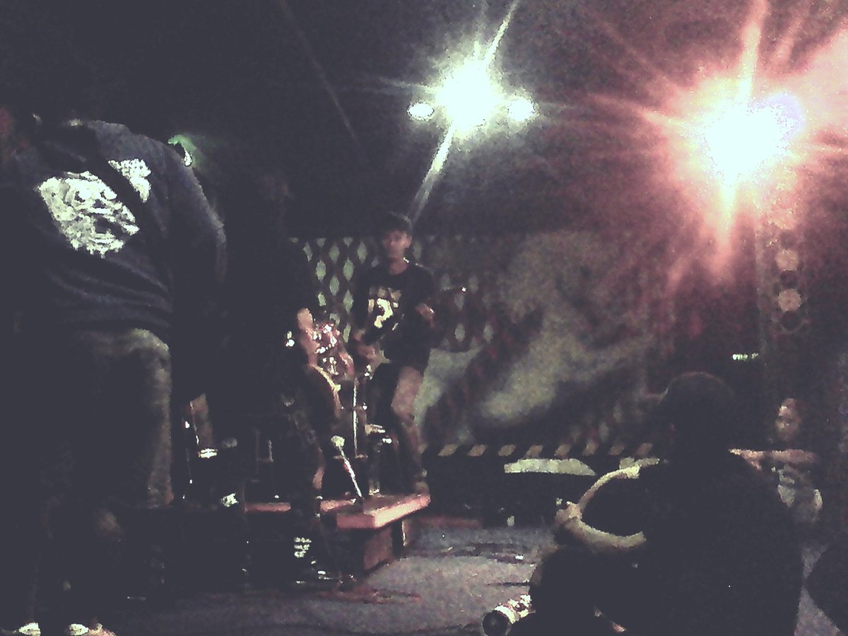 Spirit Of Youth (@soy_official) on Twitter photo Dan kali ini ditutup sama band JAHAT. Yang benar benar jahat musiknya :D #SOY9MARET2016 <a href="/pitu_room/">PITU ROOM</a> Dan kali ini ditutup sama band JAHAT. Yang benar benar jahat musiknya :D #SOY9MARET2016 <a href="/pitu_room/">PITU ROOM</a>