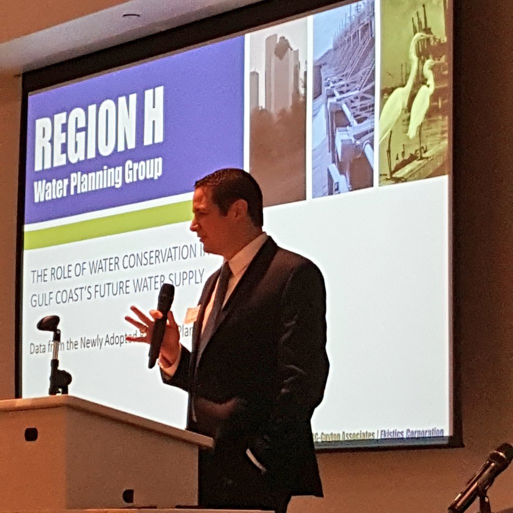 LoneStarGCD's tweet photo. Jason Afinowicz, Region H Proj. Manager, w/ @FreeseNichols on Role of #WaterConservation in Region H Plan #GCWC2016 https://t.co/bNXoA8rj0j