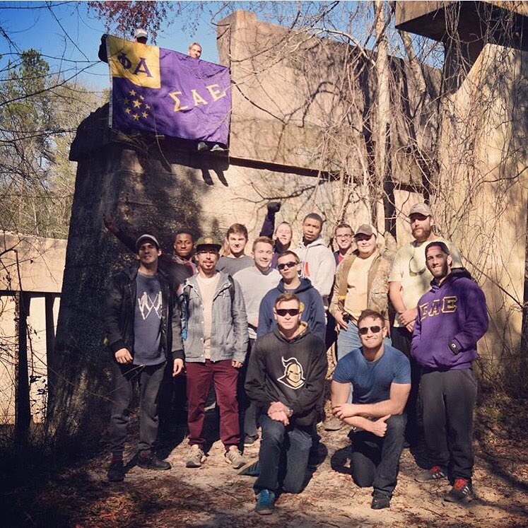 Twelvyyyyyyyy's tweet photo. #HappyFoundersDay to all of my brothers! Here's to being an #ΣΑΕ #BroThanks https://t.co/muX9W8LKyZ
