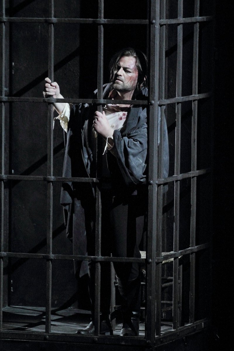 Tonight 10 March at 03:30AM on <a href="/TF1/">TF1</a>: #Telecast of #Tosca from <a href="/operamarseille/">Opéra de Marseille</a> with <a href="/AdinaAaron/">Adina Aaron</a> &amp; #CarlosAlmaguer!