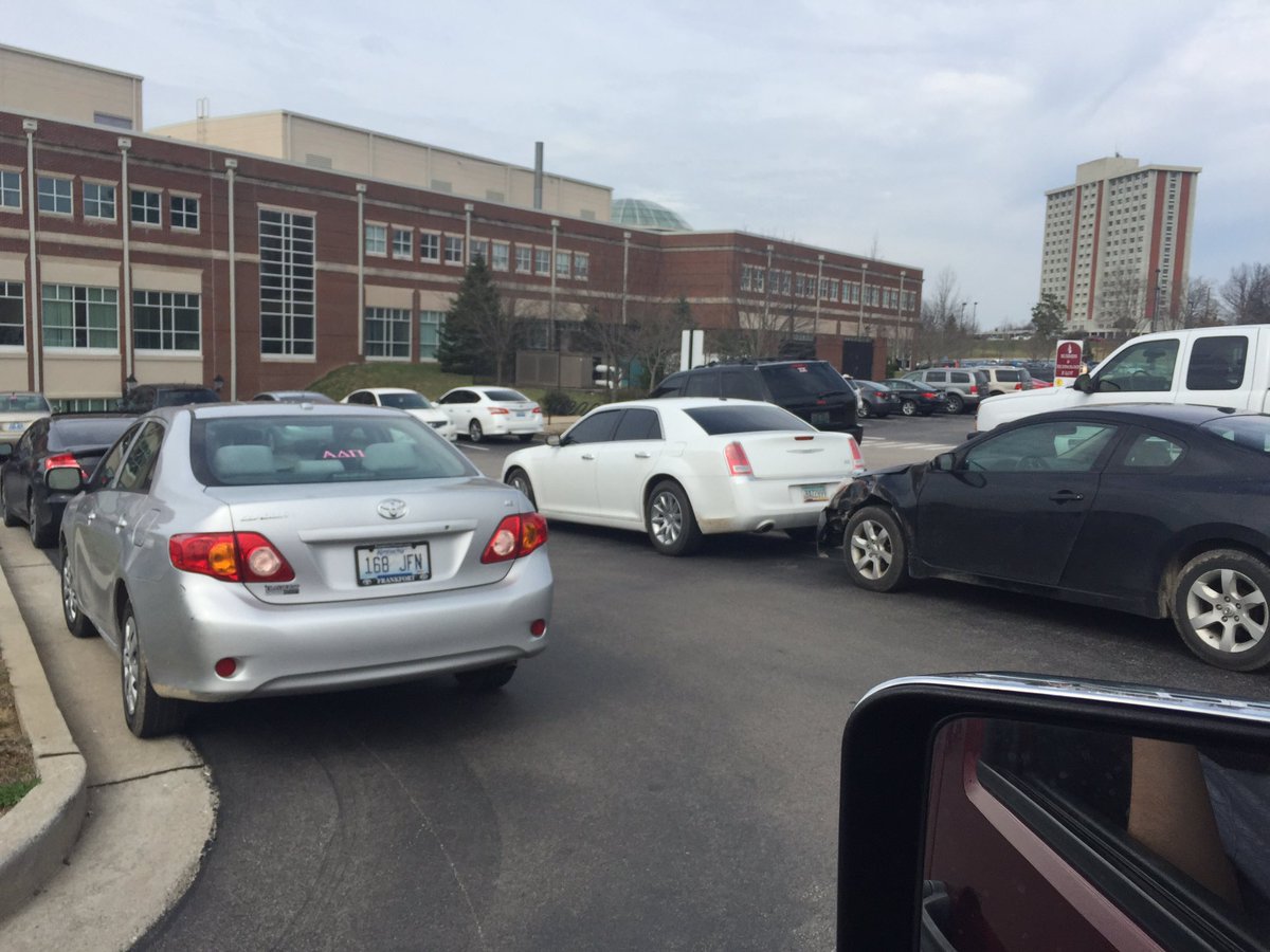AleTayMar's tweet photo. Or having to park like this so you can't even fit through to get out of the parking lot 😤 @EKU_Probz https://t.co/UJ7kiuYhp7