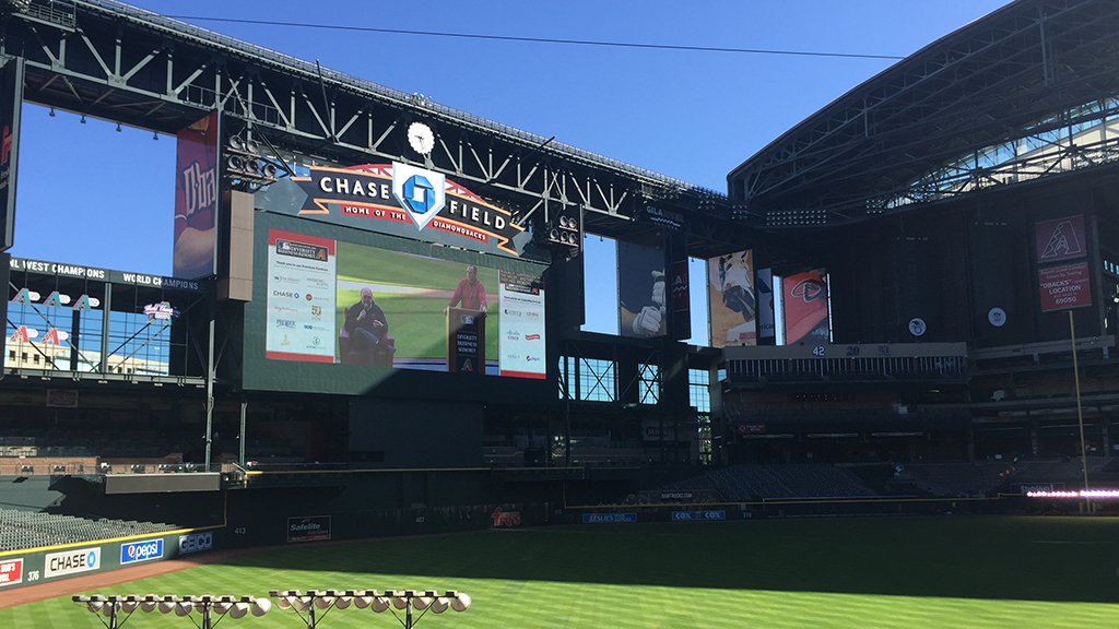 MLBDiversity's tweet photo. Chase Field has been a beautiful host. https://t.co/JWWikW1Wry
