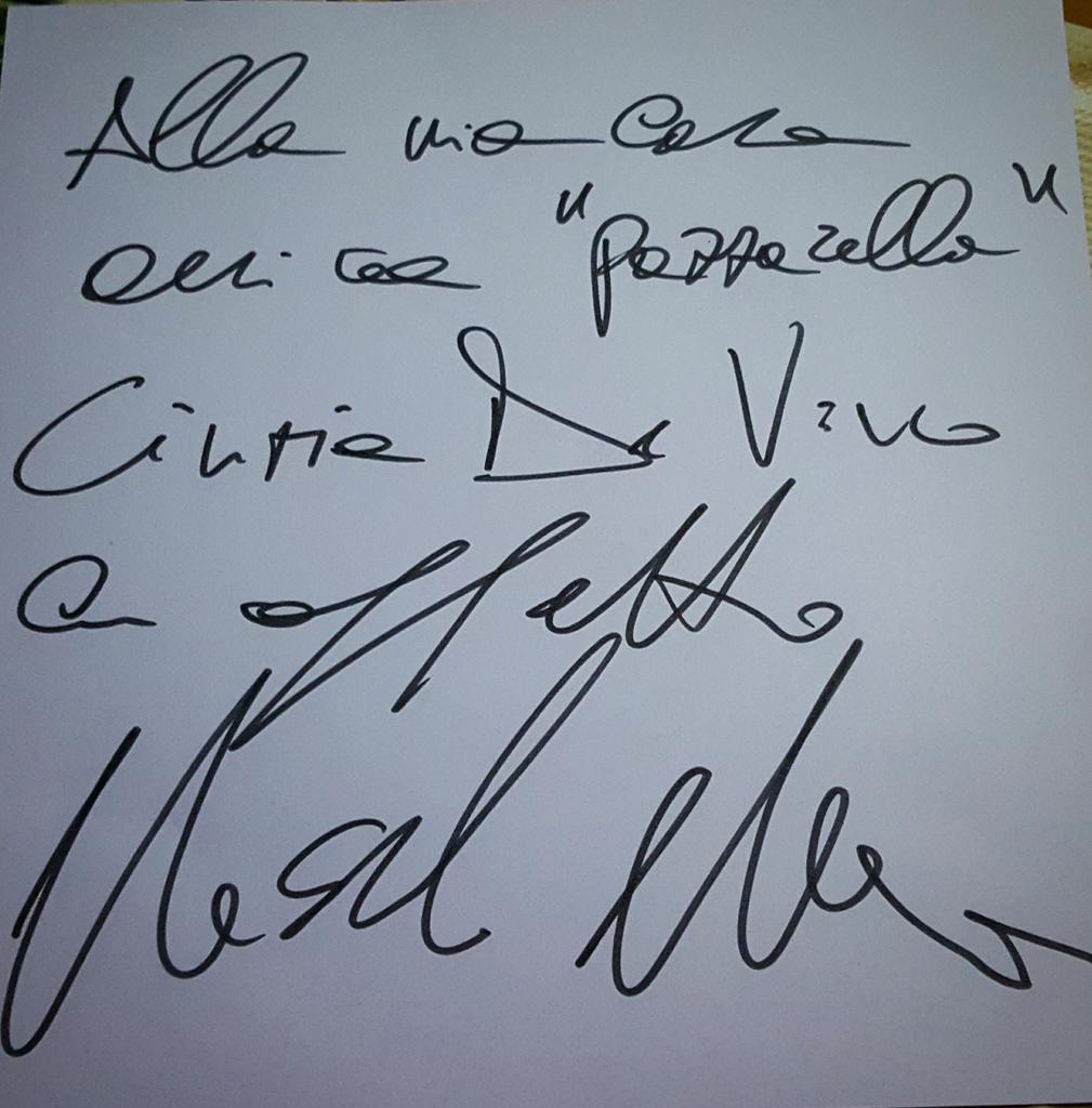 cindevivo's tweet photo. Grazie di tutto dolce angel😘Diventa smp + bello incontrarti e stare a chiacchierare insieme😊Ti adoro @MassiMorra [♡] https://t.co/Tyl82J9ego