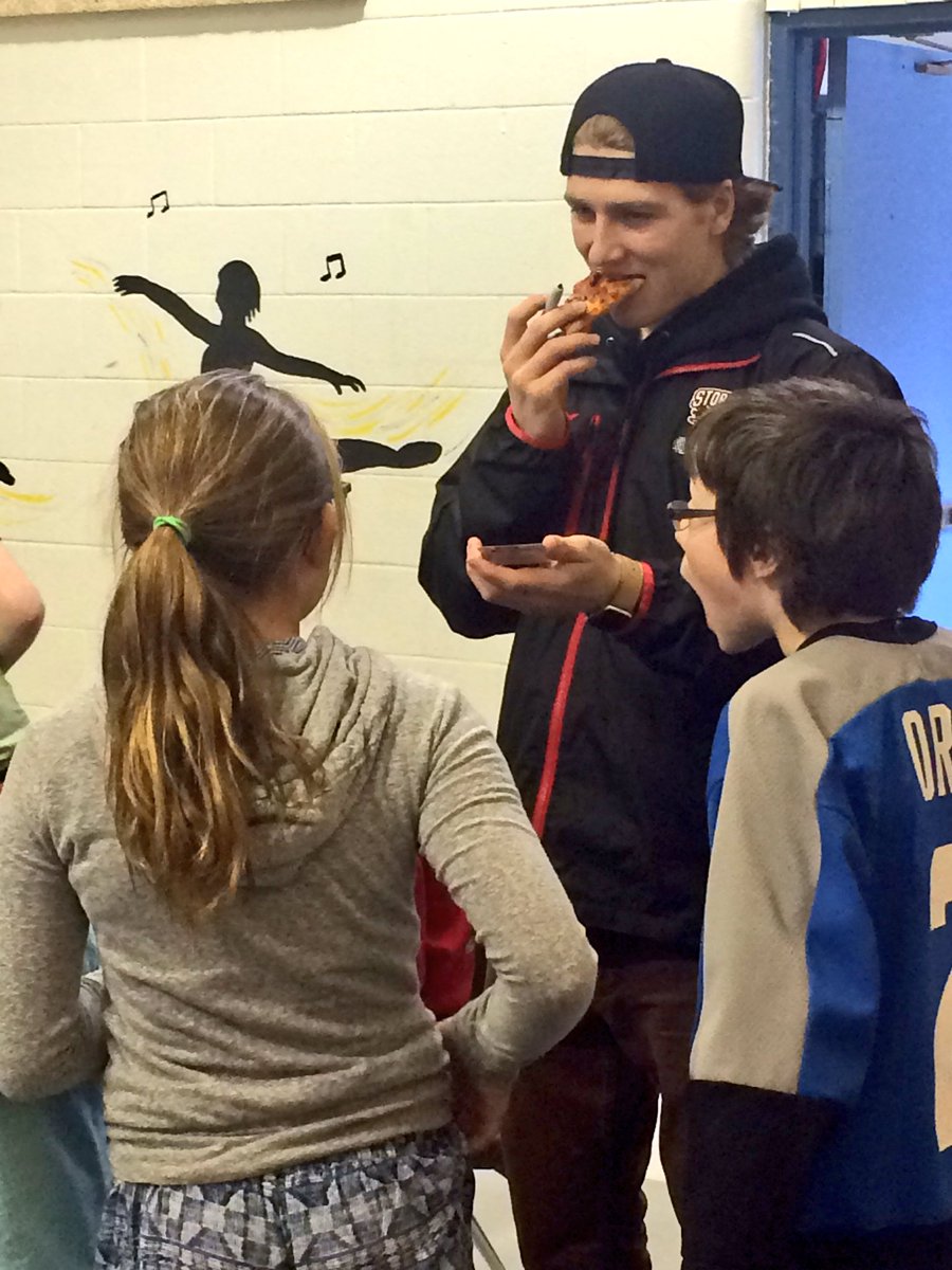 Storm_City's tweet photo. We're chowing down on some pizza with @stjohncsguelph Safety Patrollers today! https://t.co/TekTFrkfdP