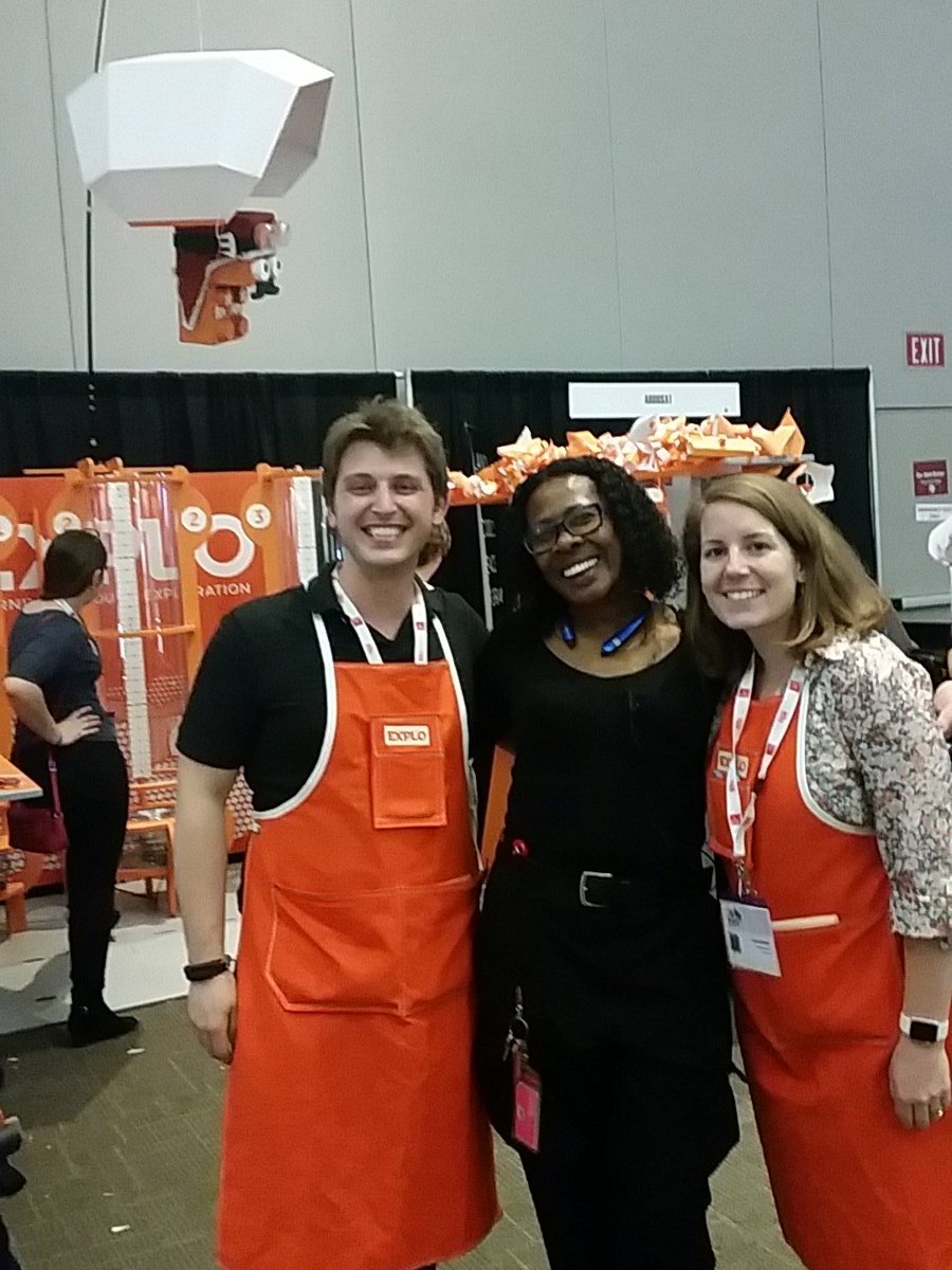 CagedChimp's tweet image. Everyone loves the #ExploFraido competition! Have you given it a shot in the #SXSWedu Playground yet?