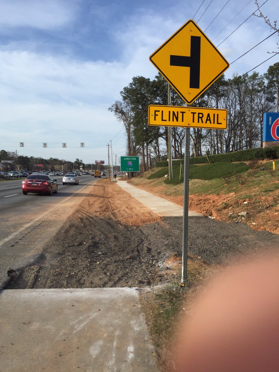 suggswriter's tweet photo. @ATLsidewalks @ClaytonCountyGa is stepping up on Tara Blvd. Now I can take my afternoon walks. #TakePride #QualityOL https://t.co/HVgpXd8q38