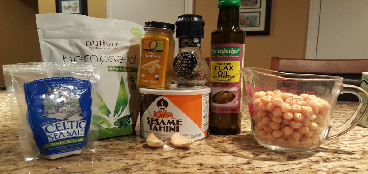 New blog Post: celticseasaltblog.com/turmeric-hemp-…
#turmeric #hummus #flaxseed