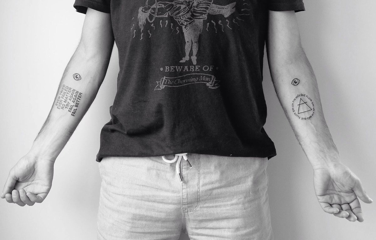 Rodrigo Manceñido on Twitter: ""Sin un fin más que fluir" #tattoo de hoy # tatuaje #miércoles https://t.co/icQzlmSwSZ" / X