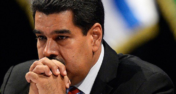 ElNacionalWeb's tweet photo. Abogados explican el camino más rápido y efectivo para la salida de Maduro https://t.co/jDzve2dWcV https://t.co/baBmtMeWGN