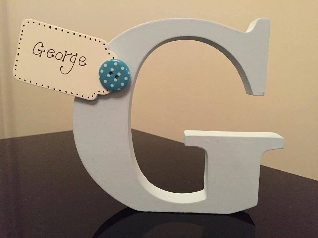 CraftyBabyUK's tweet photo. Freestanding initial perfect for a nursery 😁 #babyshop #babyboy #initialart #initial #baby… https://t.co/1c8hvHxb0O https://t.co/Vc7JwTEc1F