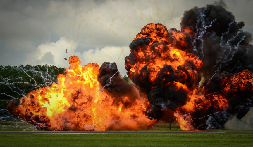 konceptochannel's tweet photo. Aquí están los mejores lugares para encontrar elementos de explosión. #vfxelements https://t.co/nCiiwJ00GW https://t.co/WdrTJl3DaC