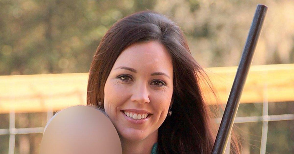 MomsDemand's tweet photo. Outspoken gun rights supporter shot by 4-year-old son while driving https://t.co/7Yd0VVvkX0 https://t.co/wZq4kS6bdf
