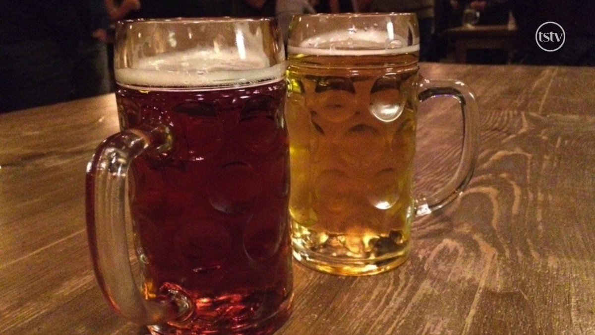 <a href="/Addzim/">Andrew Zimmer</a> chats about the best #NYC bars. We are on our way to <a href="/Houstonhallnyc/">Houston Hall</a> for #beer! ow.ly/ZgxbS