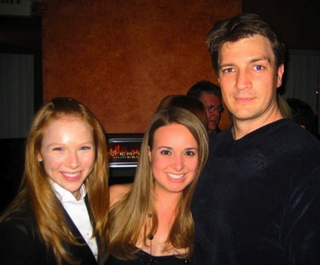 StupidHans's tweet photo. March 9, 2009. 7 years ago. #CastleWrapParty. @NathanFillion @LilAngelK8 @MollyQuinn93 https://t.co/YV9bqQQ1tb