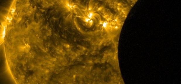 esascience's tweet image. Ringside seat! #ICYMI Last night’s partial #Eclipse2016 seen by Proba-2 satellite from orbit youtu.be/RKq4zvp9FK8
