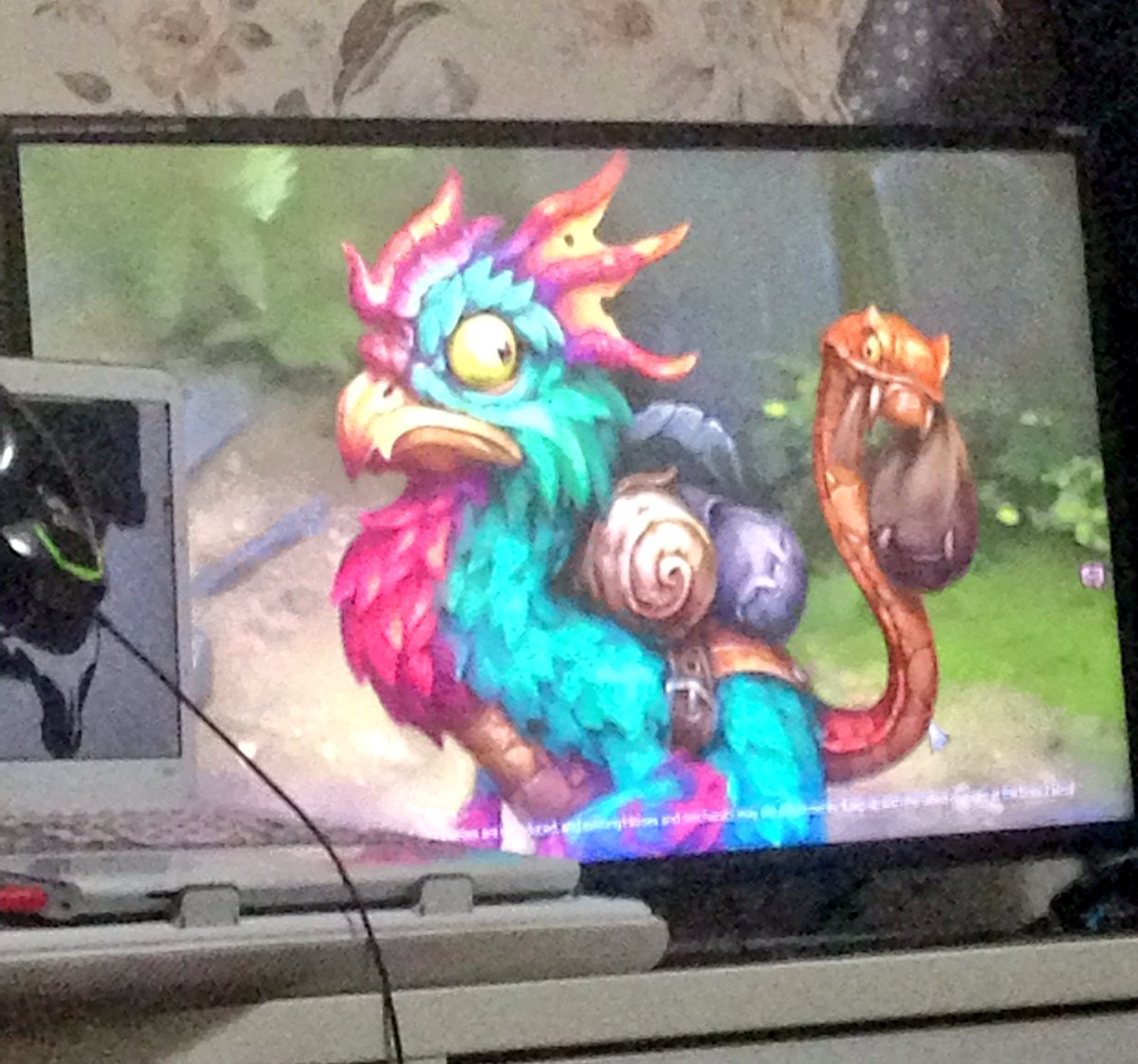 farahshuhada__'s tweet photo. sempat lagi dasha tanya ni hero apa. stress la macam ni nakk 😂😂 mental hakak gelakk 

#dota2 https://t.co/Ah3ZIDozPI