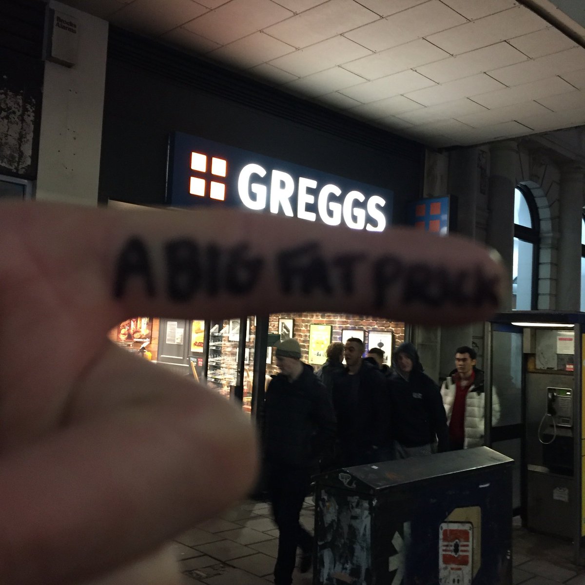 HonourableTom's tweet photo. Bet he is on that diet...
#FingerGraffiti https://t.co/iD3FNBOkCi