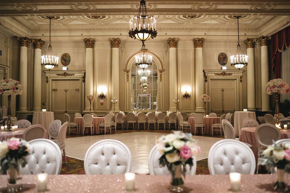 Fairmont Laurier Somptuous Wedding Decor In Our Laurier Room By Wedecor Photo Cameronphotos Weddingwednesday Ww T Co D3fddthm15