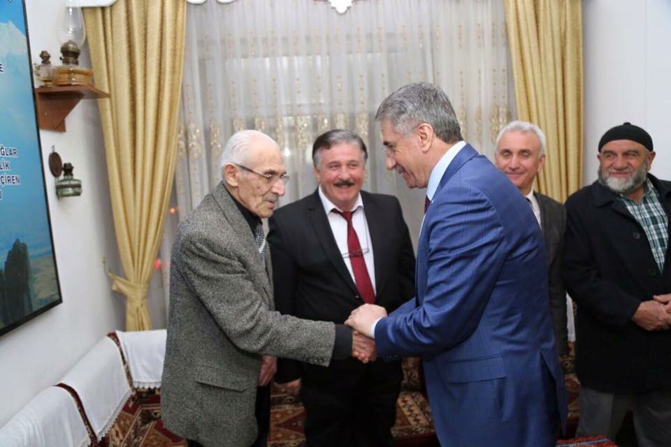 23YANILMAZ's tweet photo. HARPUT ve KÖYLERİ KÜLTÜR ve DAYANIŞMA DERNEĞİ (HARPUT-DER)'i ziyaretimiz... https://t.co/t2HYkic5Xl