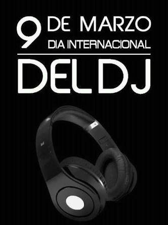IDoIDoWP's tweet photo. ¡Felicidades a los DJ que alegran las bodas! #DiaDelDJ #idoidowp https://t.co/s8QDUkhqNo