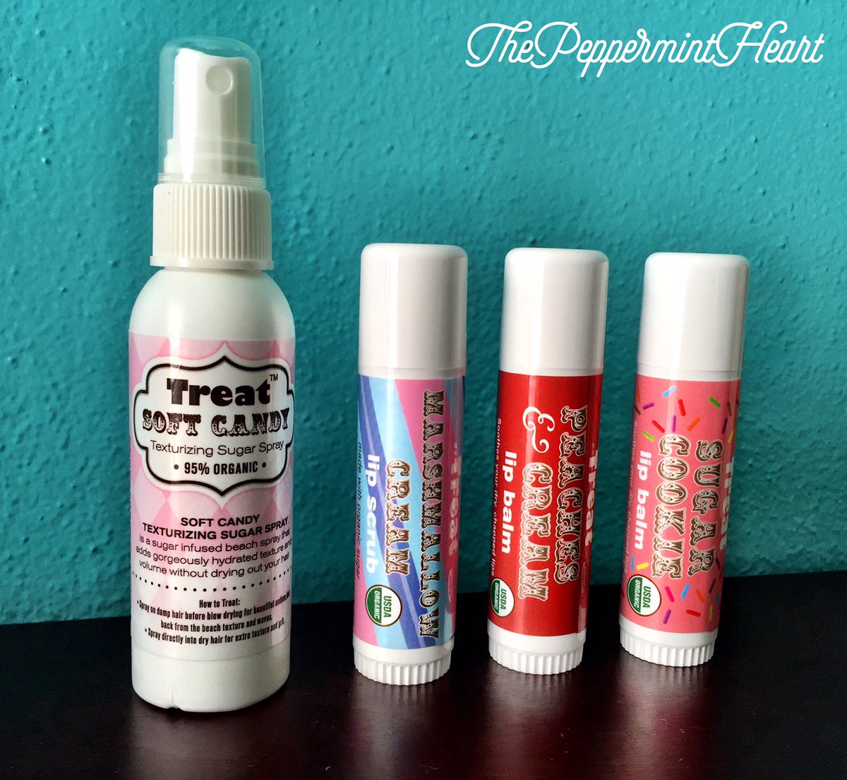 PeppermintBlogs's tweet image. New blog! Check out my review on the brand @TreatBeauty
#review #blogger 
thepeppermintheart.blogspot.com/2016/03/review…