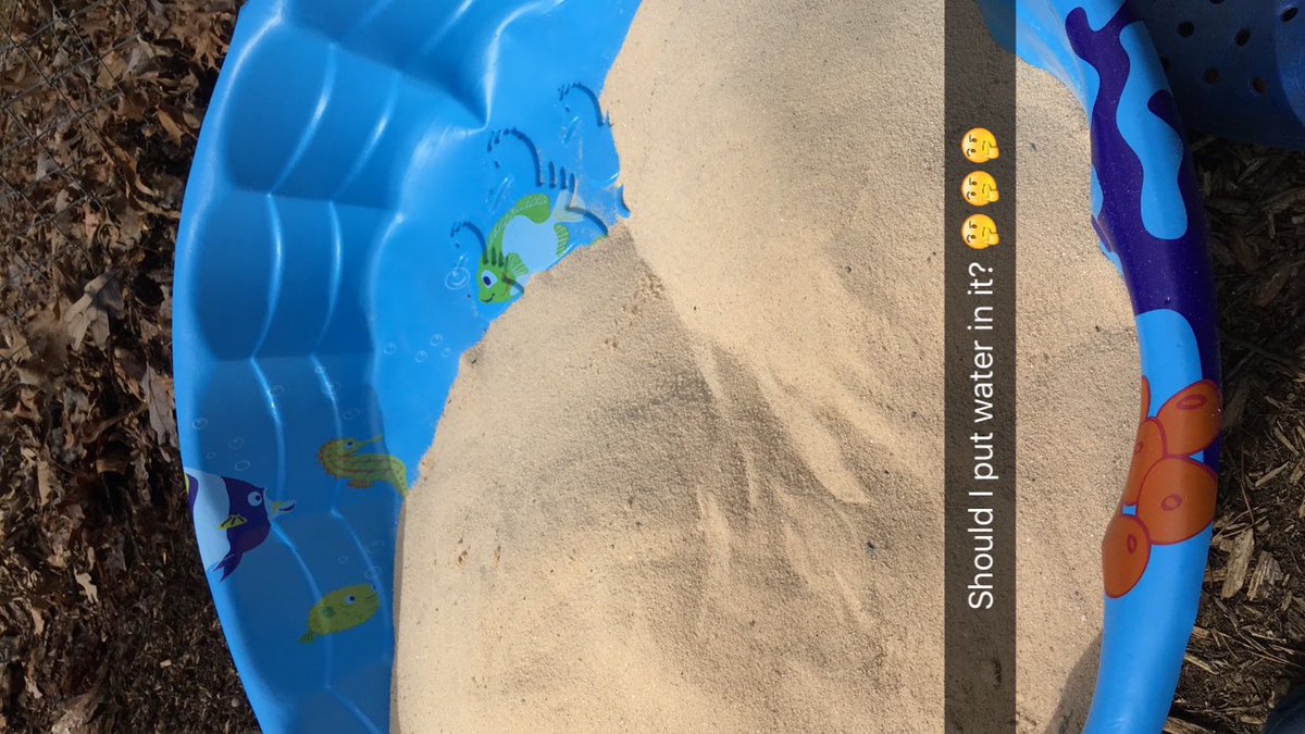 realtylerjames's tweet image. @realtylerjames #stepfour of #operationbeachathome should I add water?? 🤔🤔