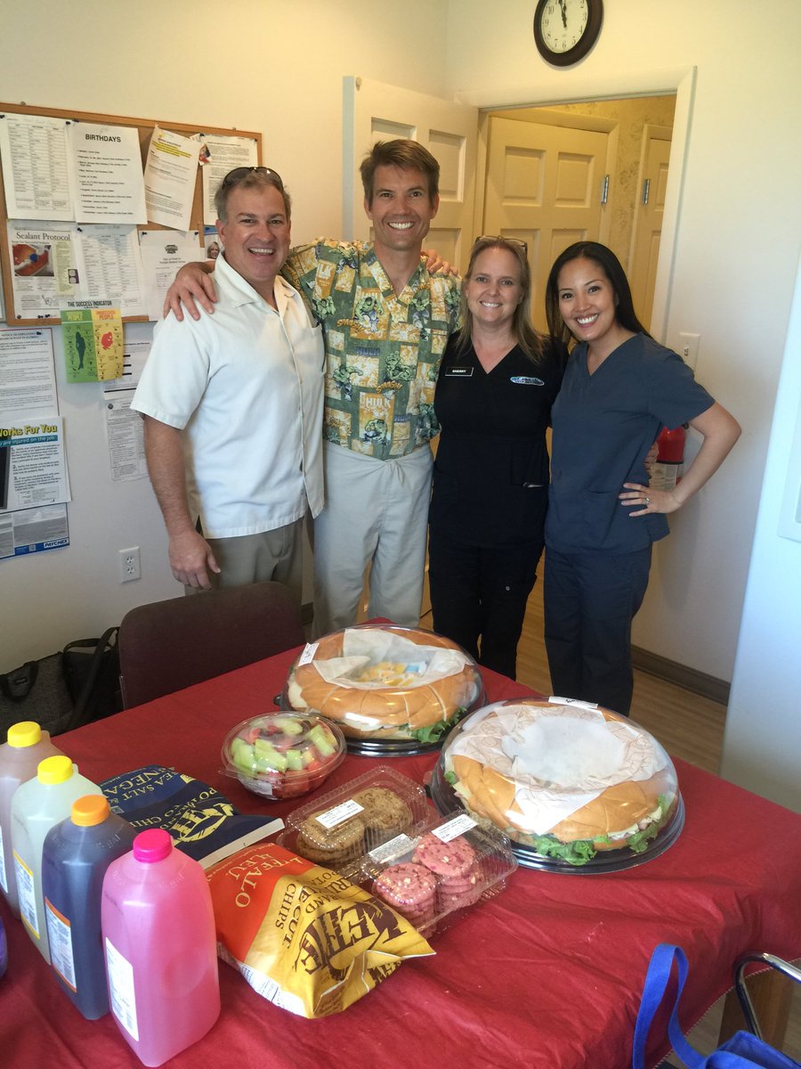 Bmpmagicdocs's tweet image. One of our favorite orthodontists, Dr. Larkin surprised our staff with lunch today! Thank You!!