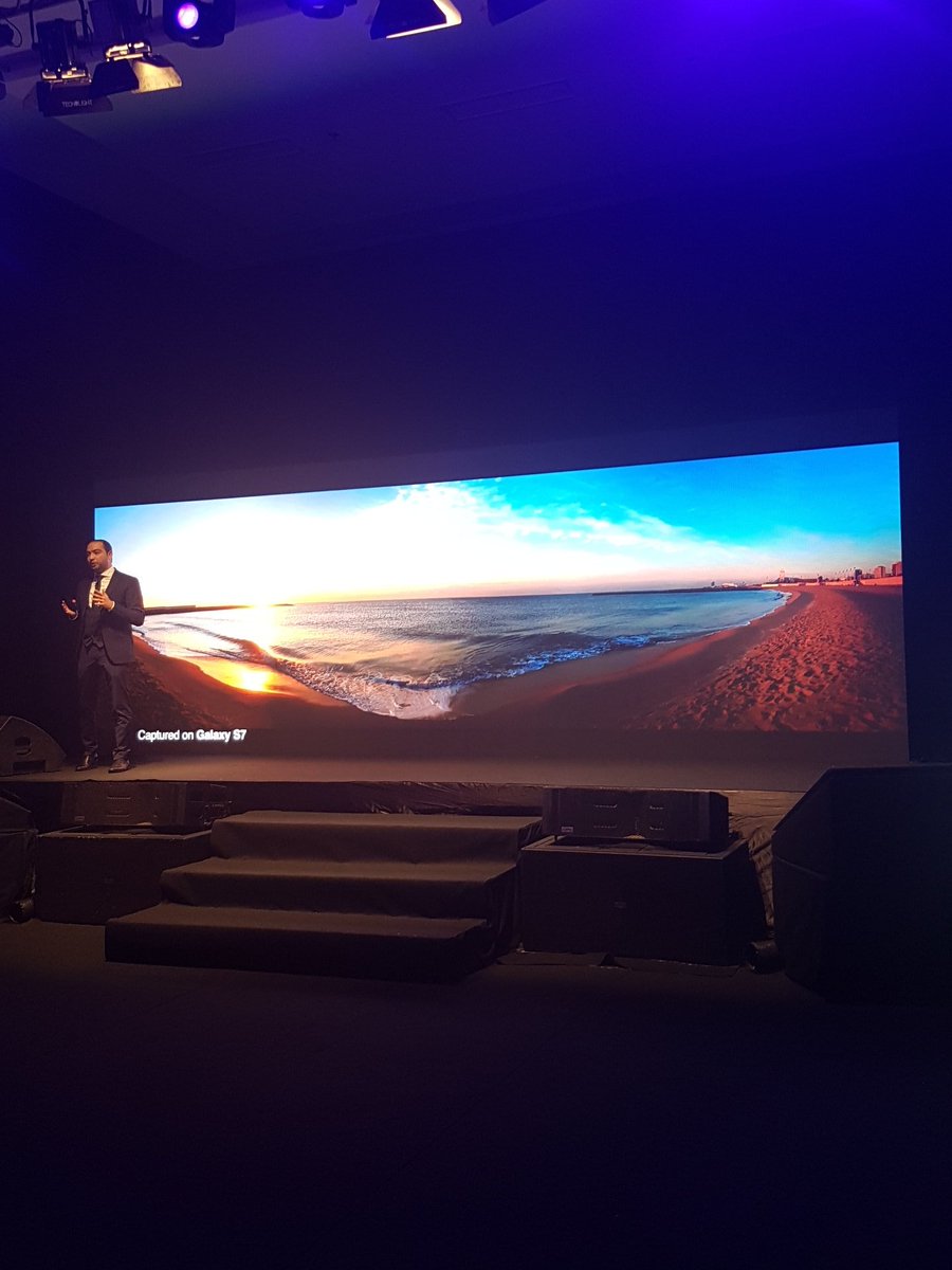 SamsungMaroc's tweet photo. Les photos panoramiques prennent une nouvelle dimension avec la fonction Motion Panorama 
#Shift4S7 https://t.co/FOLlBB5Gzx