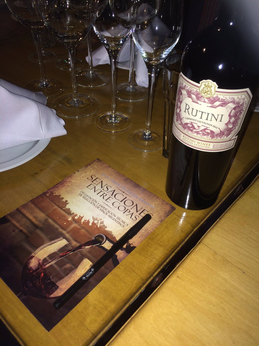 humusentrecopas's tweet photo. Hoy nos acompaña @RutiniWines en @PosadaLosAlamos https://t.co/APSzk6HBTK
