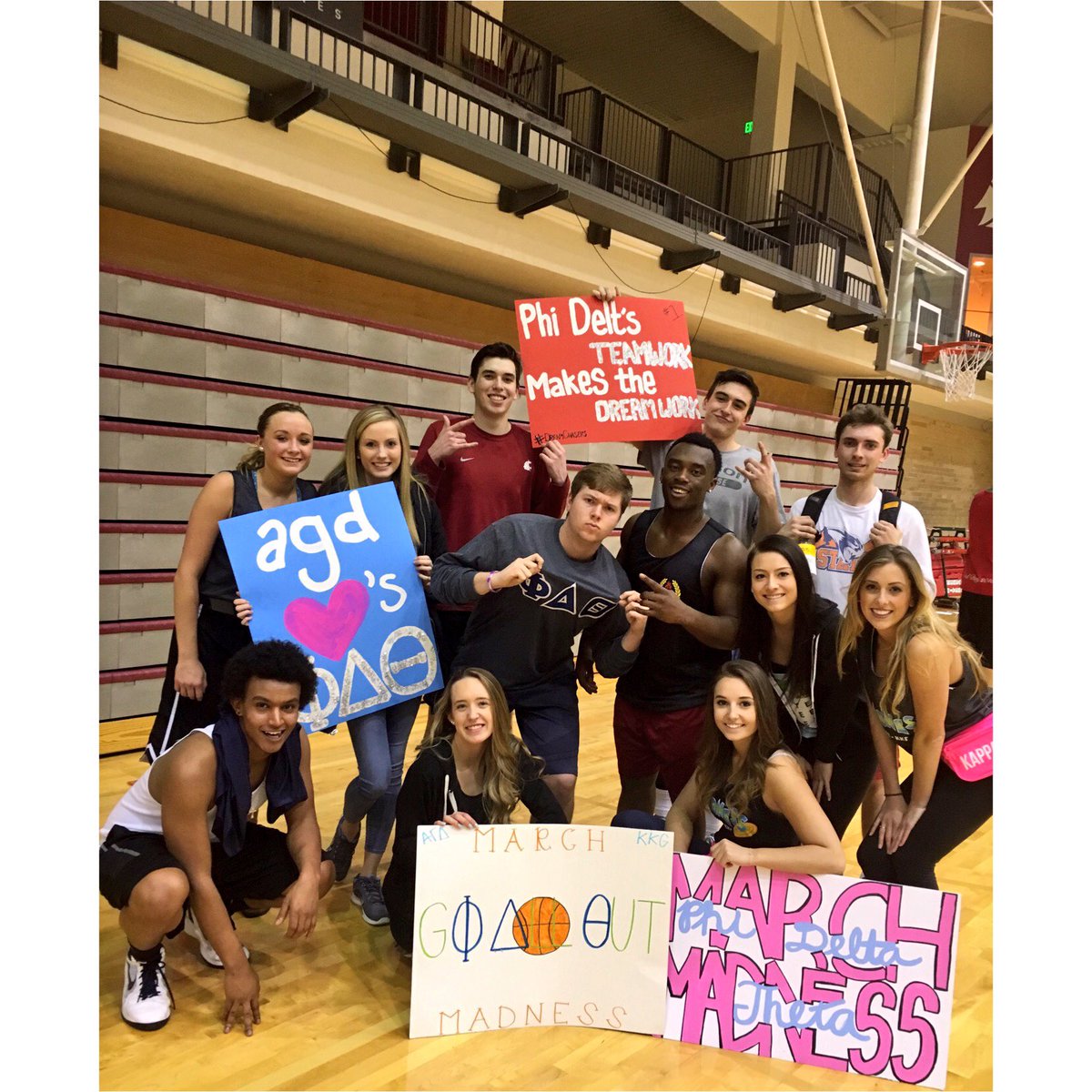 A BIG Thank You to <a href="/WSUalphagams/">Alpha Gamma Delta</a> and <a href="/WSUKKG/">WSU Kappa Kappa Gamma</a> for having us out to ball last night! We had a blast! ☺️🏀 #MarchMadness