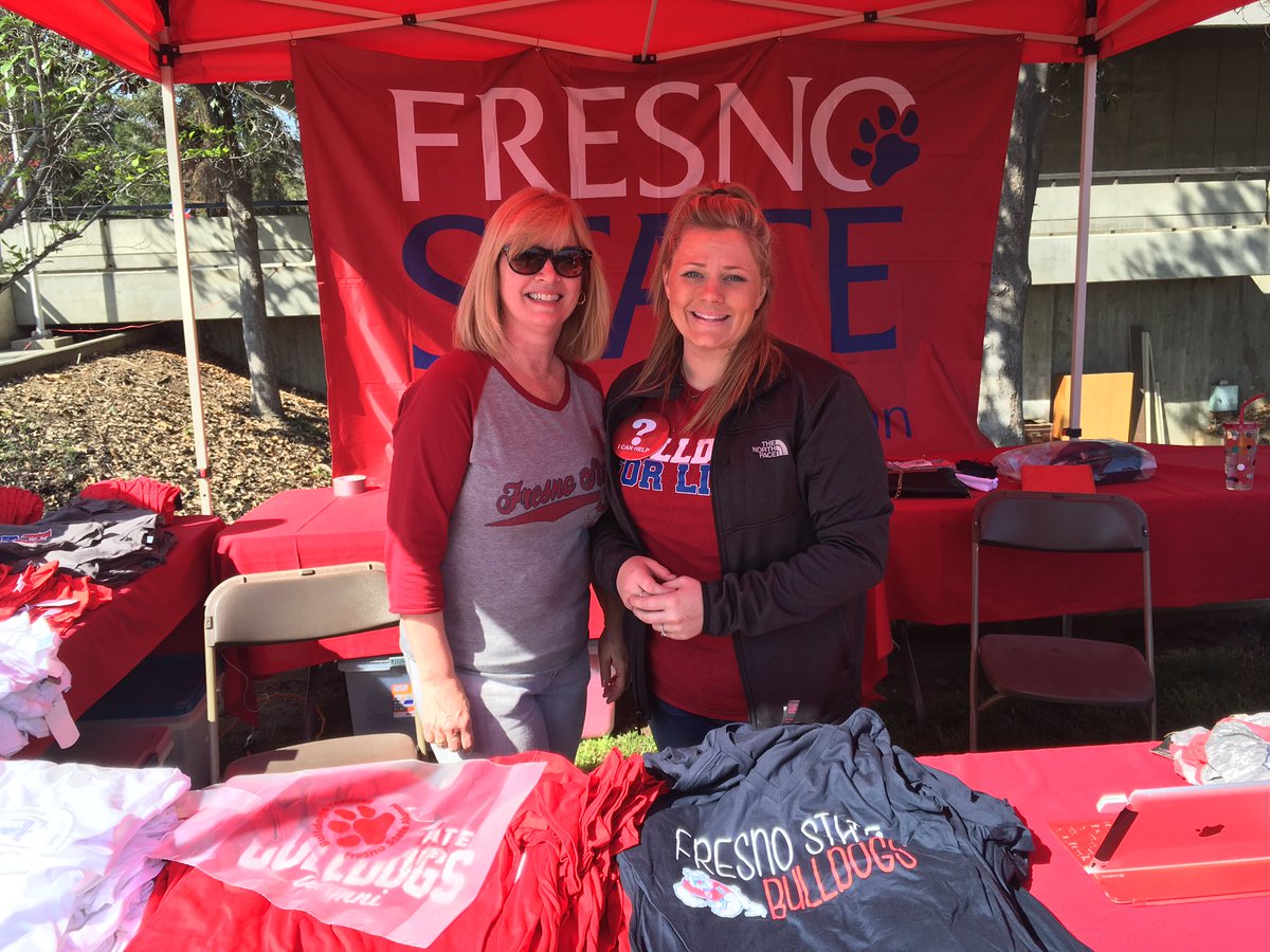 FS_GradFest's tweet photo. Come get @Fresno_State gear at #GradFest2016. There are shirts for $10, sweaters $20 and hats for $15!! https://t.co/w6l6dvE2m0
