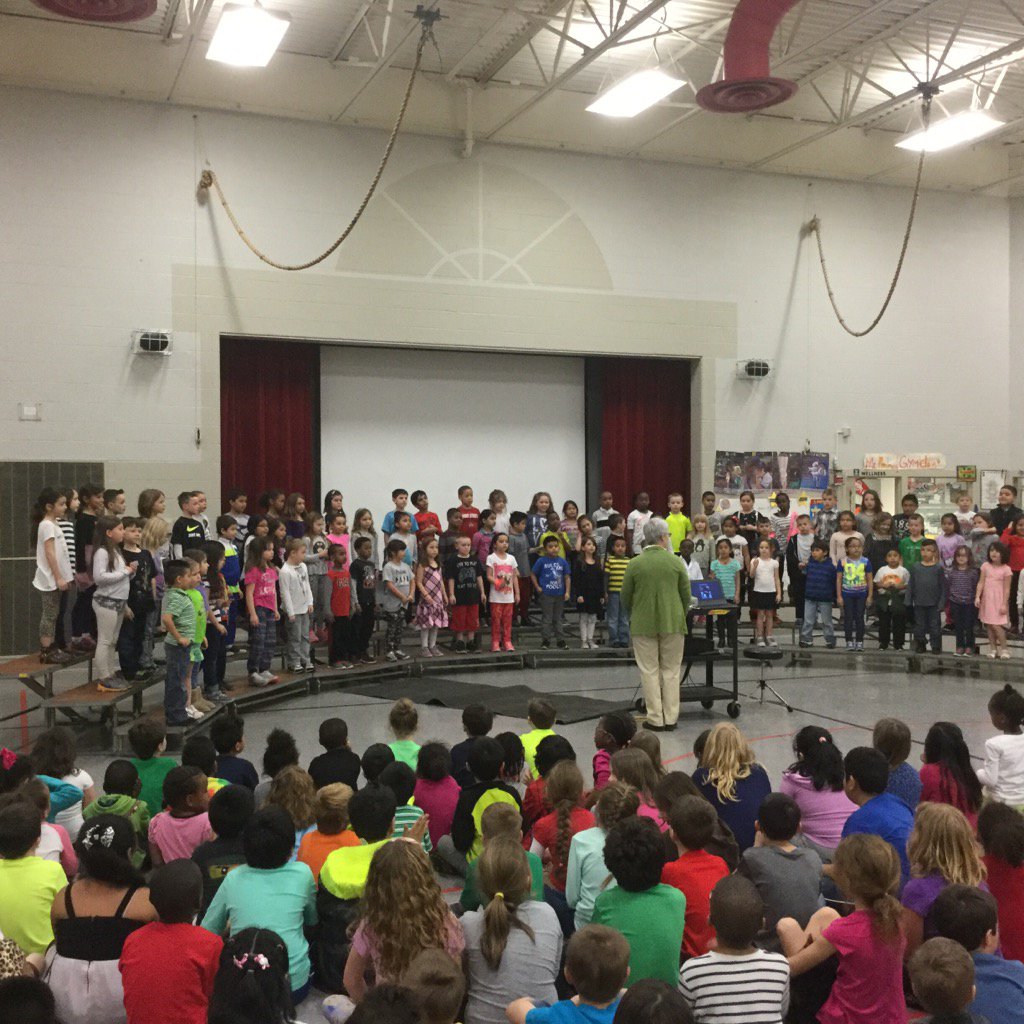 Stars4Wellness's tweet photo. 1st Grade practices and sounds great! Ready for penguin night. @wcsdistrict #itsworthit @SlateHill1st https://t.co/gh7AqmGB0D