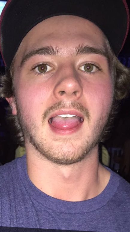 curtisozz's tweet photo. Happy birthday ya goof @schill_9 #19 #wheu https://t.co/O1ceUOQDTP